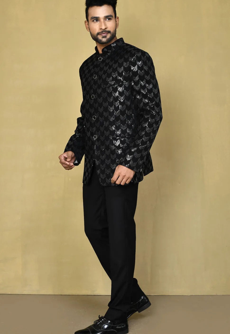 Embroidered Velvet Bandhgala Set in Black