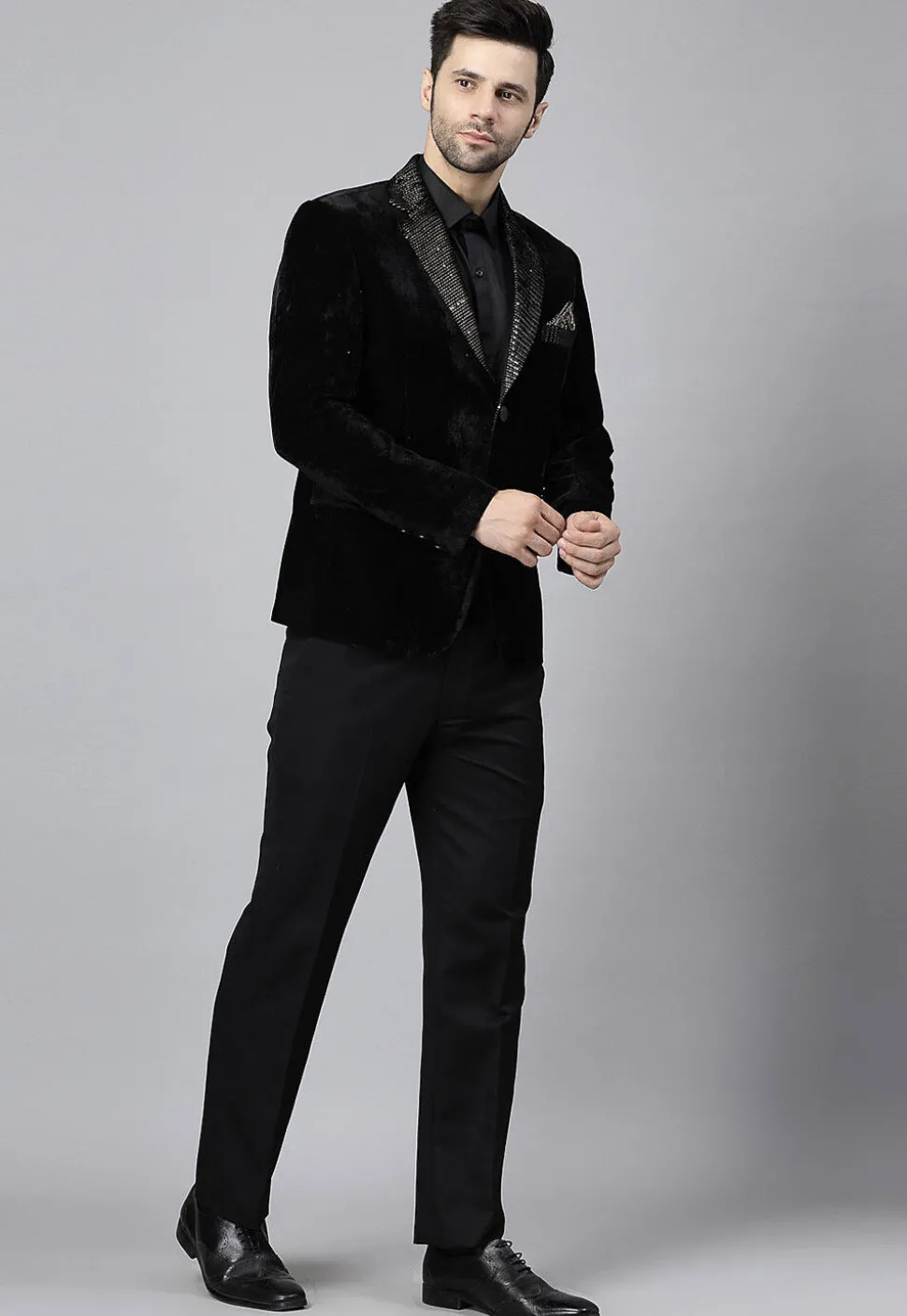 Embroidered Velvet Blazer Set in Black