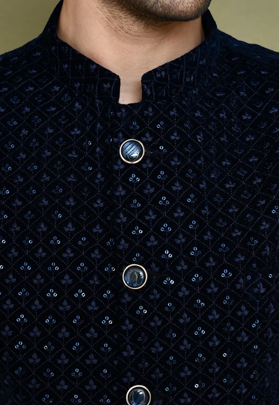 Embroidered Velvet Kurta Set in Navy Blue