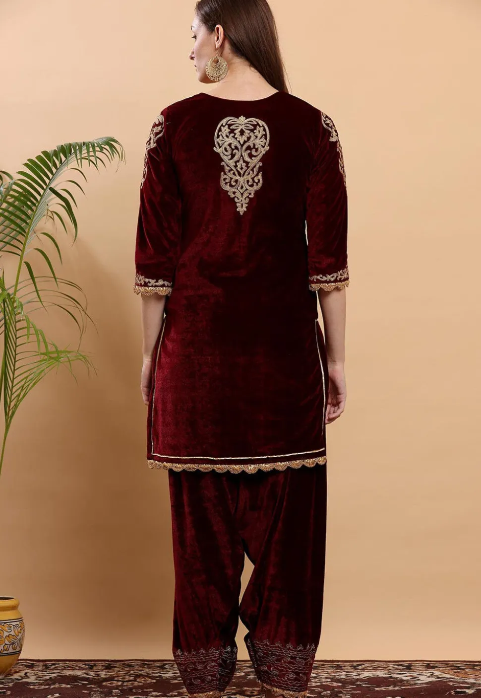 Embroidered Velvet Kurta Set in Maroon