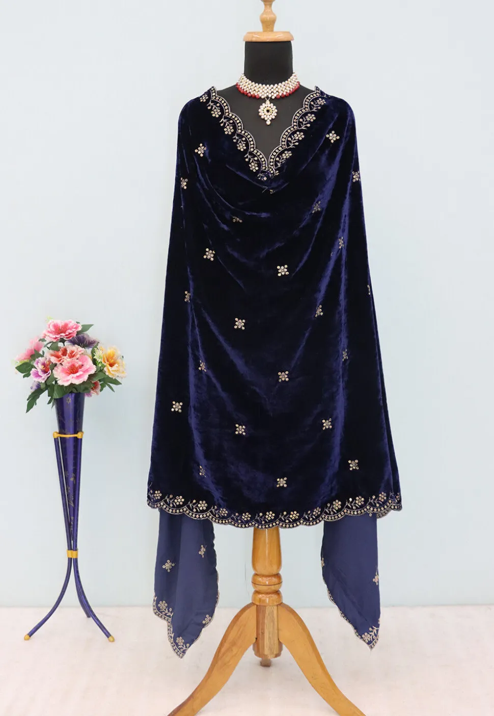 Embroidered Velvet Scalloped Dupatta in Navy Blue