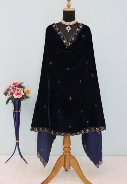 Embroidered Velvet Scalloped Dupatta in Navy Blue