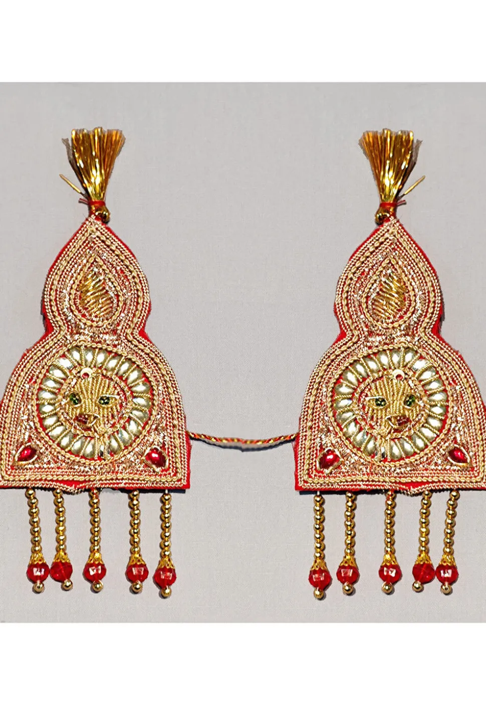 Embroidered Velvet Sevra Set in Red