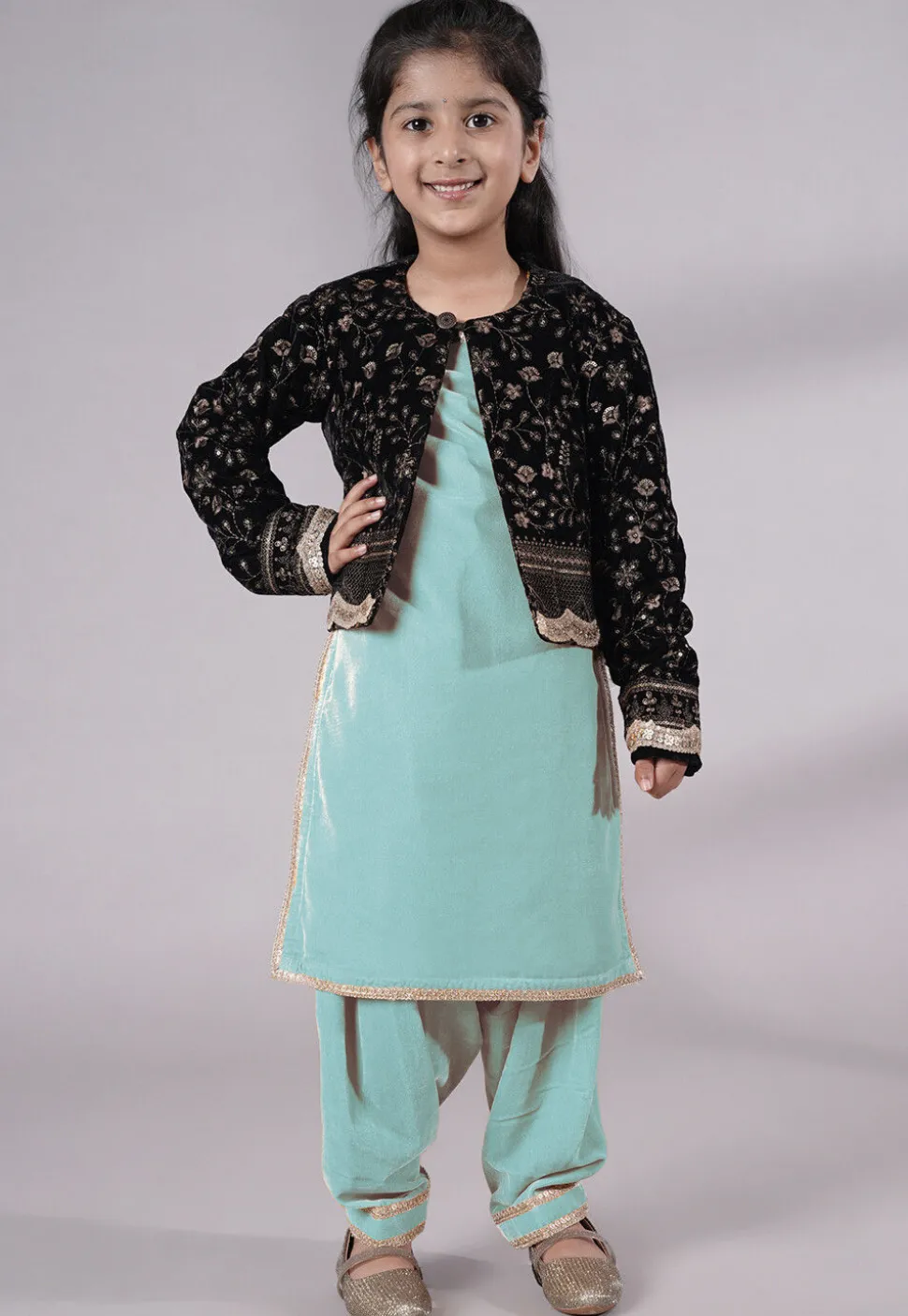Embroidered Velvet Straight Kurta Set in Sky Blue