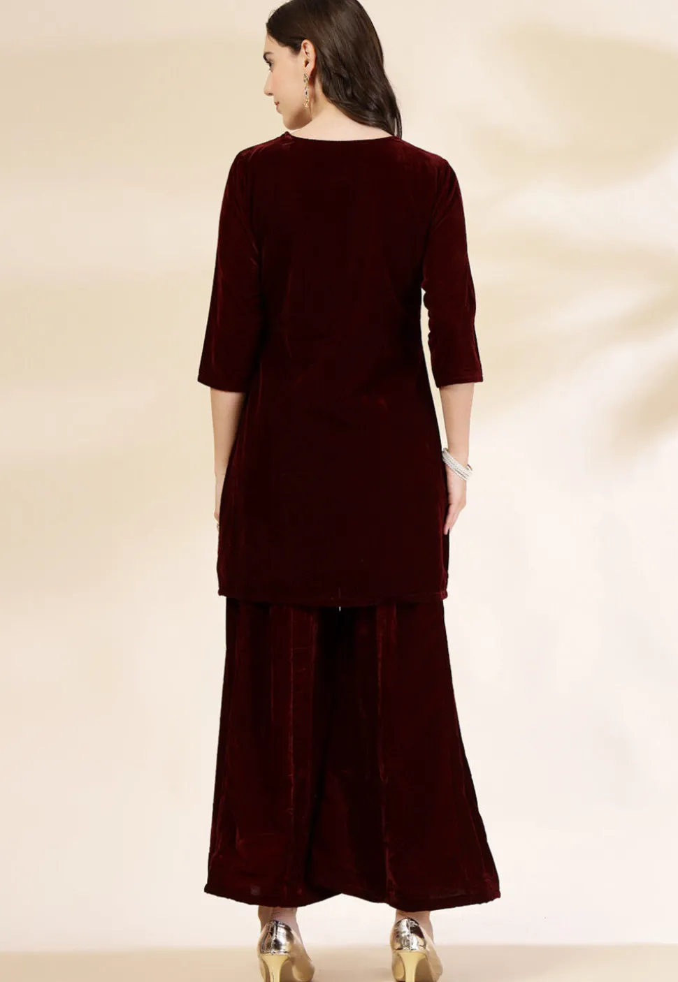 Embroidered Velvet Tunic Set in Maroon