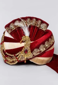 Embroidered Velvet Turban in Maroon