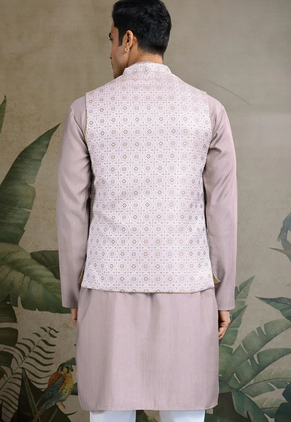 Embroidered Viscose Silk Kurta in Lilac