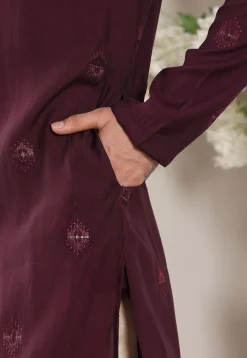 Embroidered Viscose Silk Kurta Set in Violet