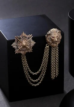 Fighter Lion Metallic Brooch