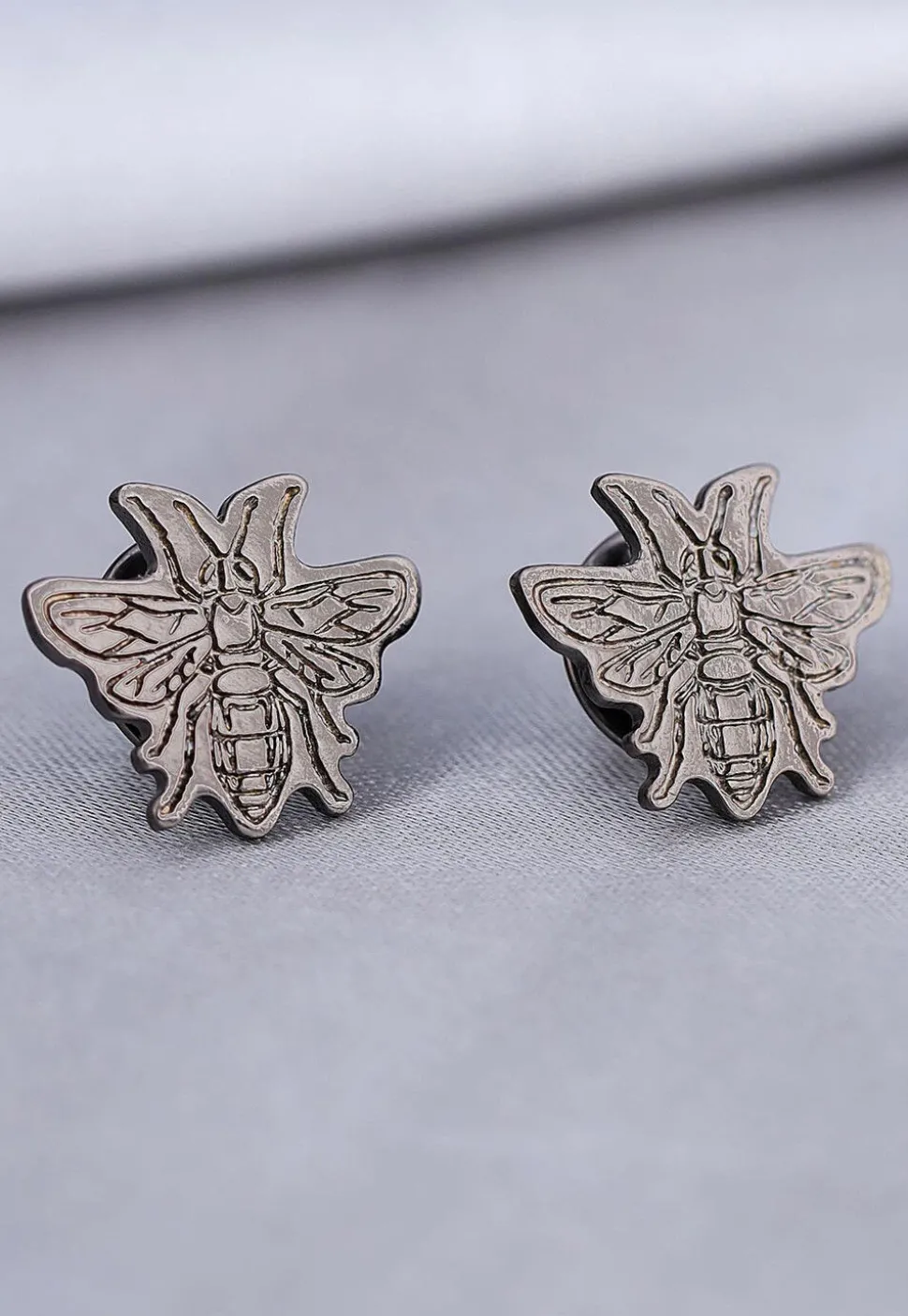 Flying Wonder Metallic Collar Tips