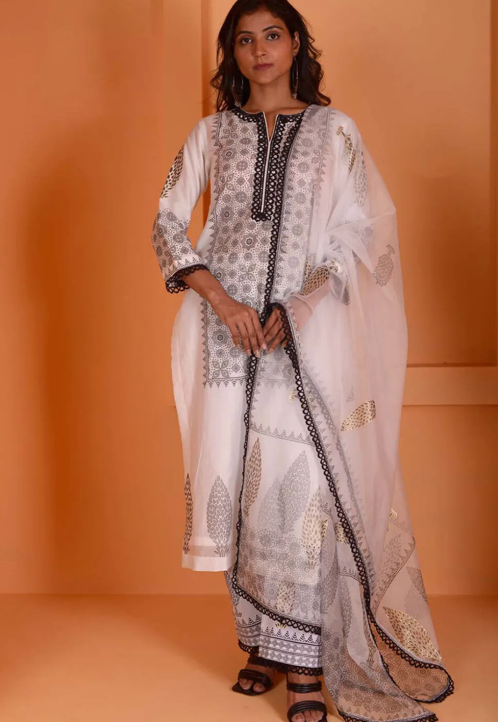 Foil Printed Chanderi Silk Pakistani Suit in Off White
