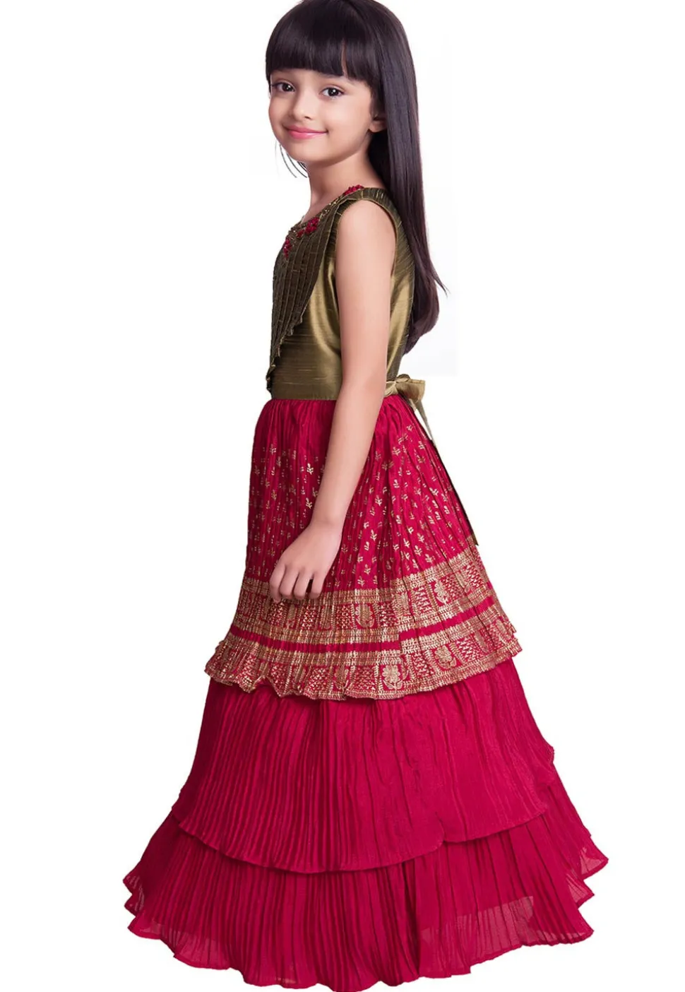 Foil Printed Polyster Pleated Gown in Fuchsia and Golden