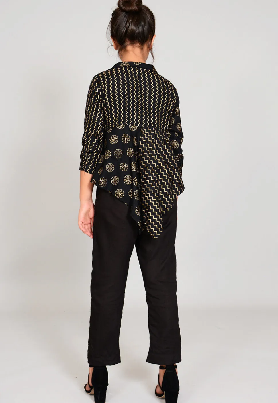 Foil Printed Rayon Wrap Around Top Set in Black