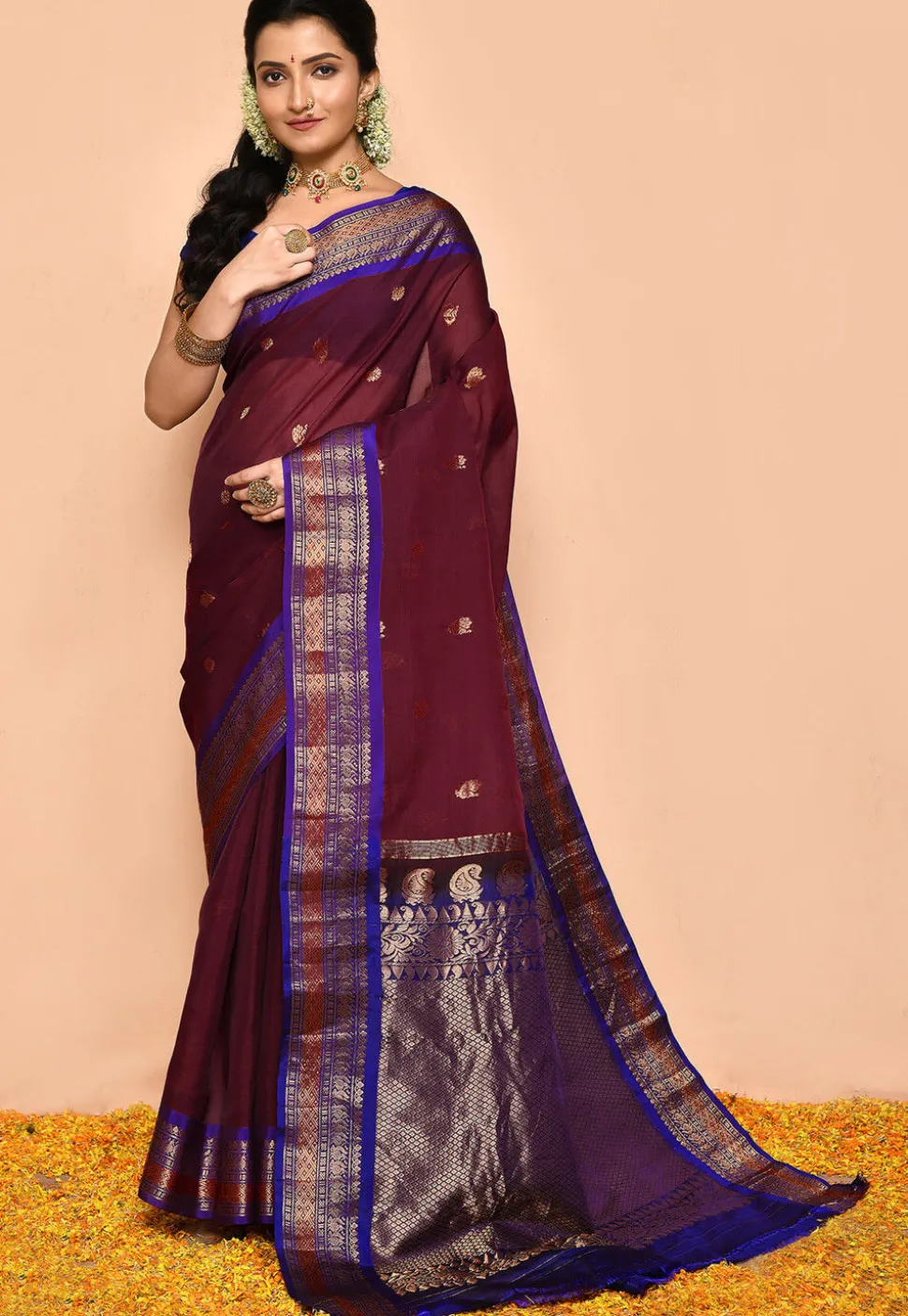 Gadwal Pure Silk Cotton Handloom Saree in Wine