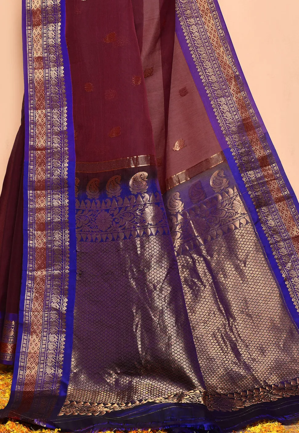 Gadwal Pure Silk Cotton Handloom Saree in Wine