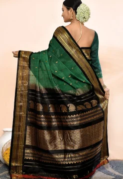 Gadwal Pure Silk Cotton Handloom Saree in Green