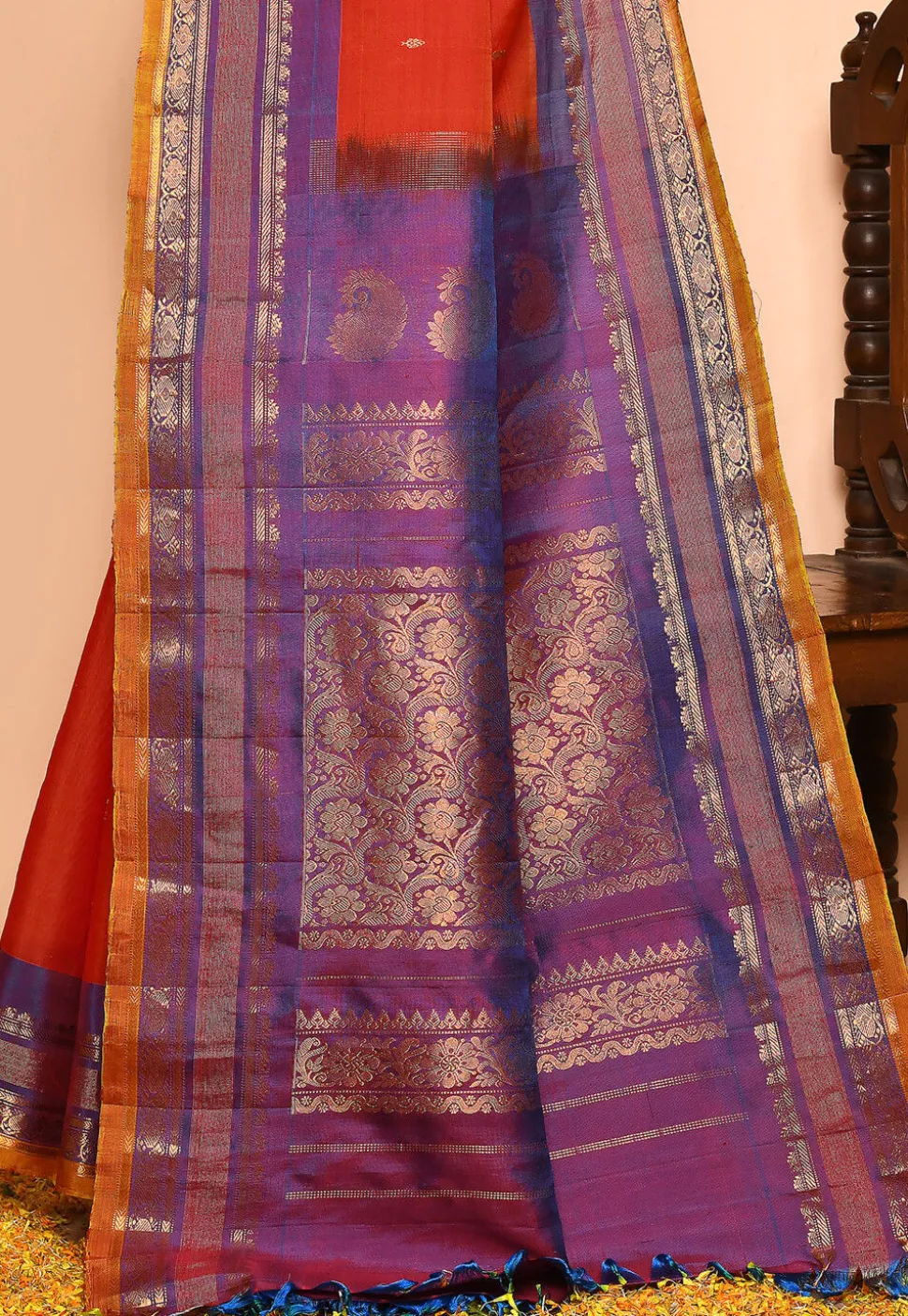 Gadwal Pure Silk Cotton Handloom Saree in Orange