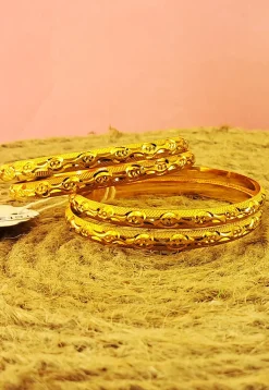 Golden Polished Bangle Set
