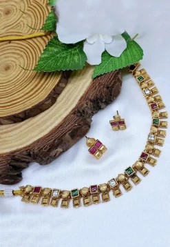 Golden Polished Stone Studded Necklace Set