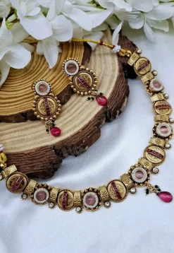 Golden Polished Stone Studded Necklace Set