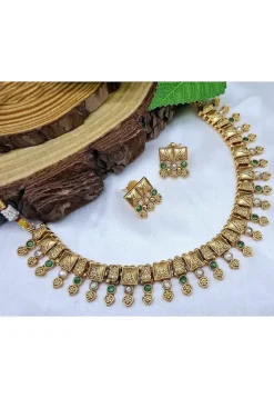 Golden Polished Stone Studded Necklace Set