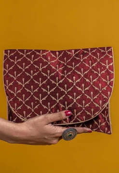 Golden Printed Art Silk Clutch Bag in Maroon