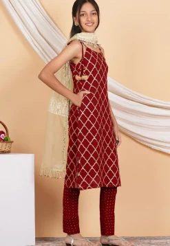 Gota Embellished Georgette Pakistani Suit in Maroon