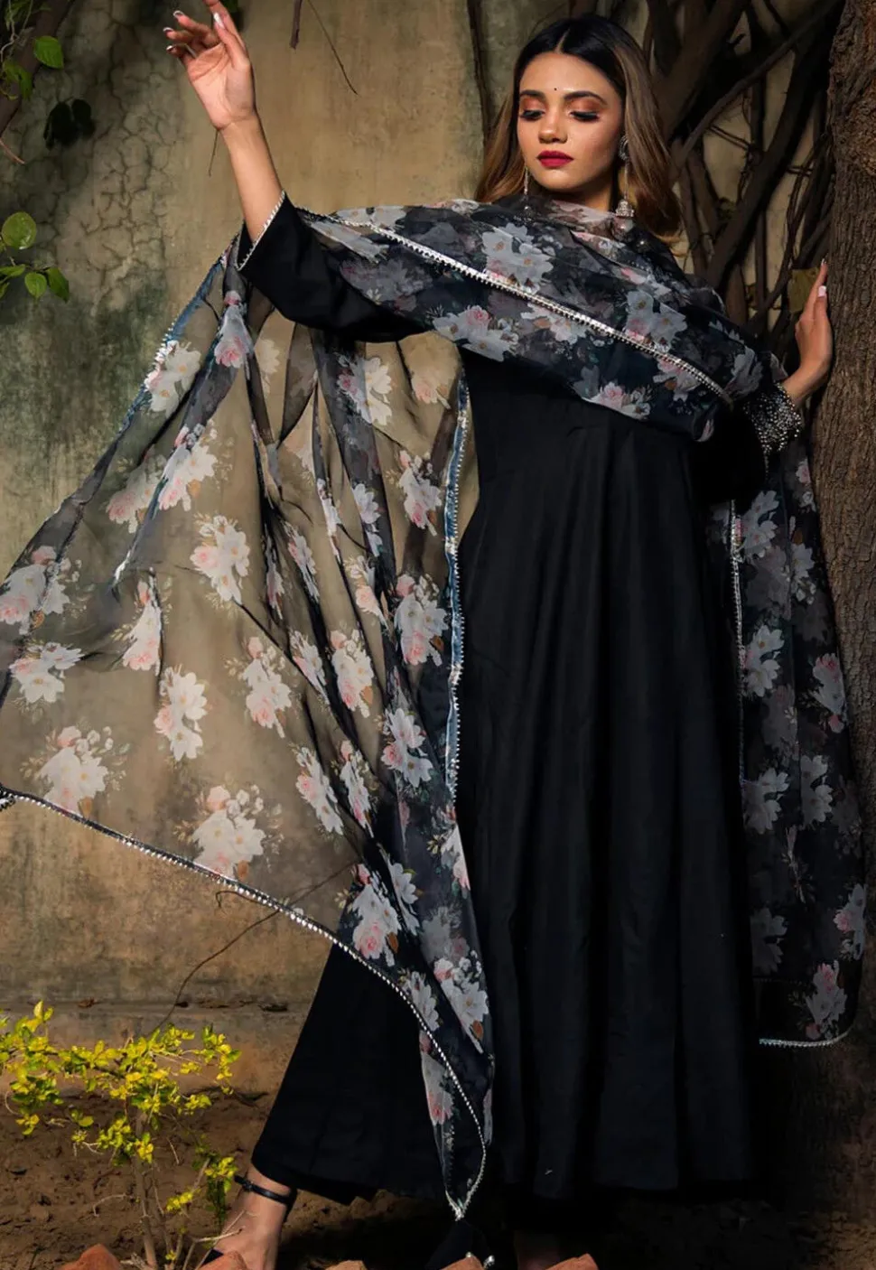 Gota Lace Rayon A Line Suit in Black
