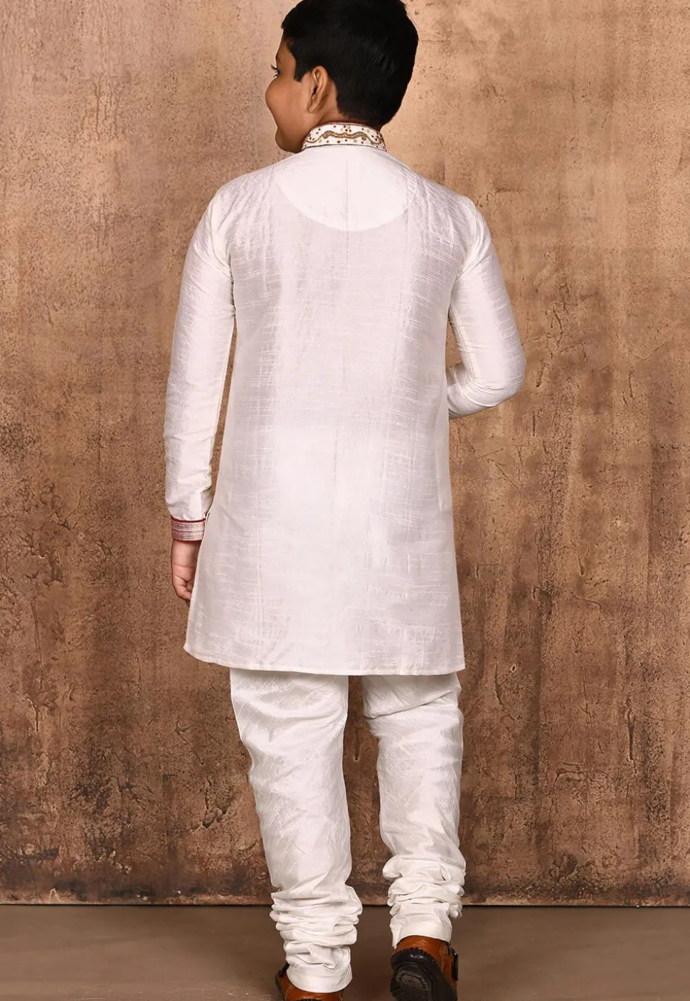 Hand Embroidered Dupion Silk Kurta Set in Off White