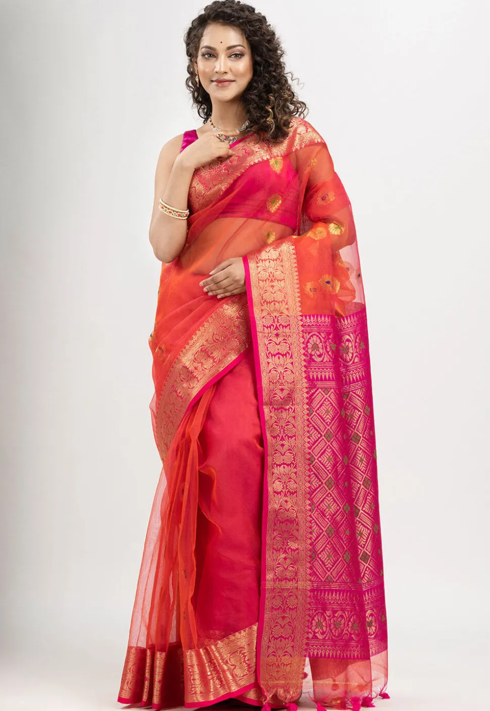 Handloom Art Silk Saree in Coral Red