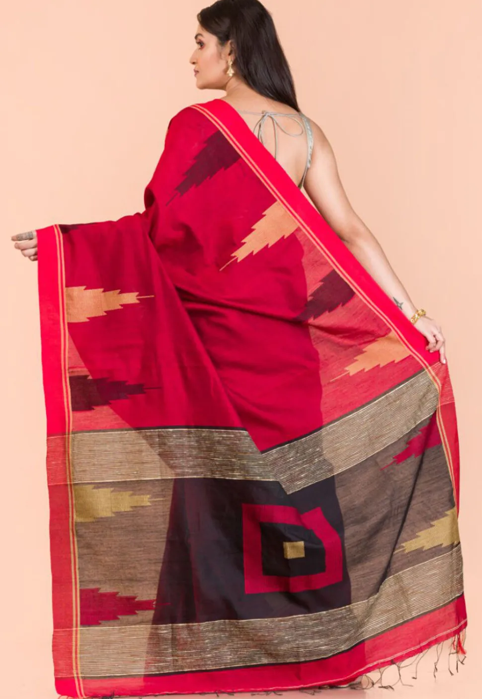 Handloom Cotton Saree in Red