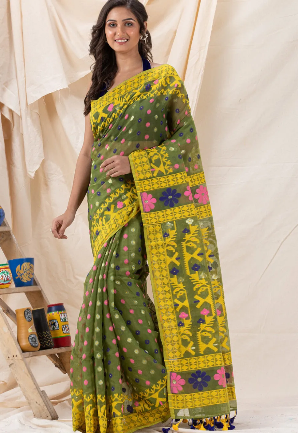 Handloom Cotton Saree in Olive Green