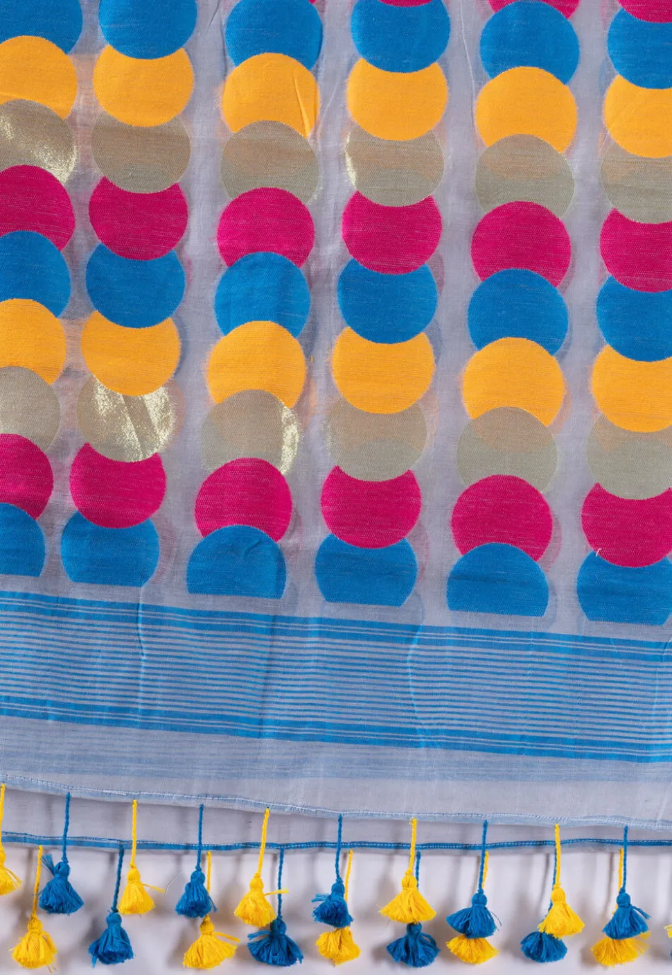 Handloom Cotton Saree in Light Grey