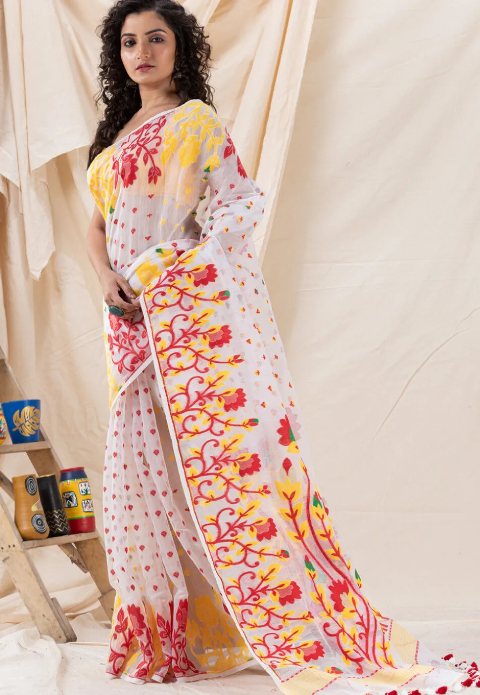 Handloom Cotton Saree in White