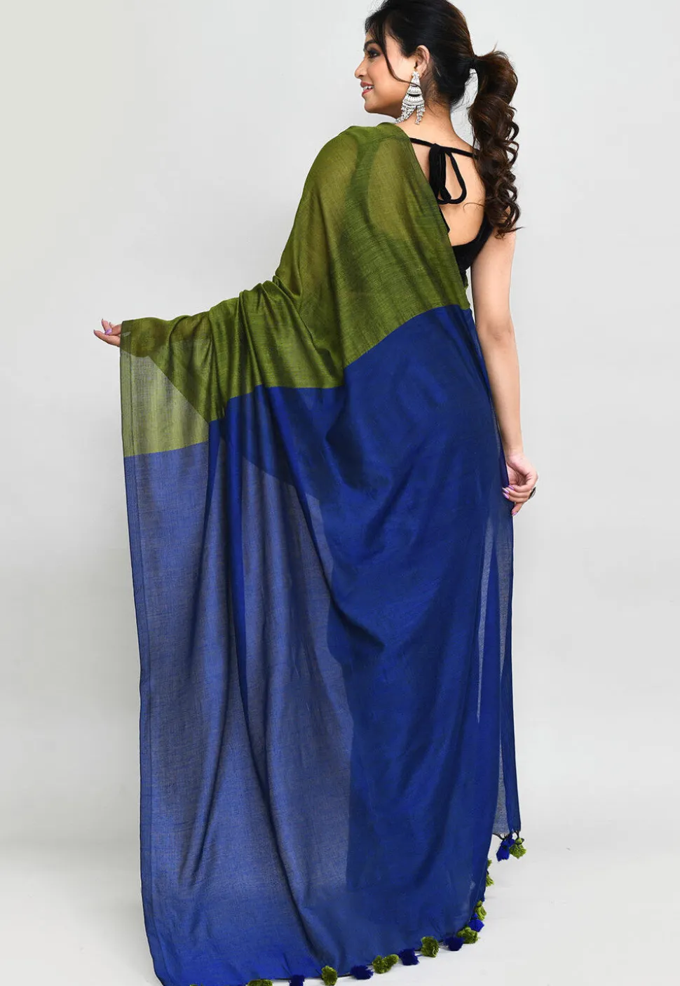 Handloom Cotton Saree in Green