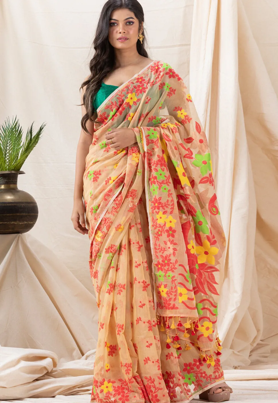 Handloom Cotton Saree in Light Beige