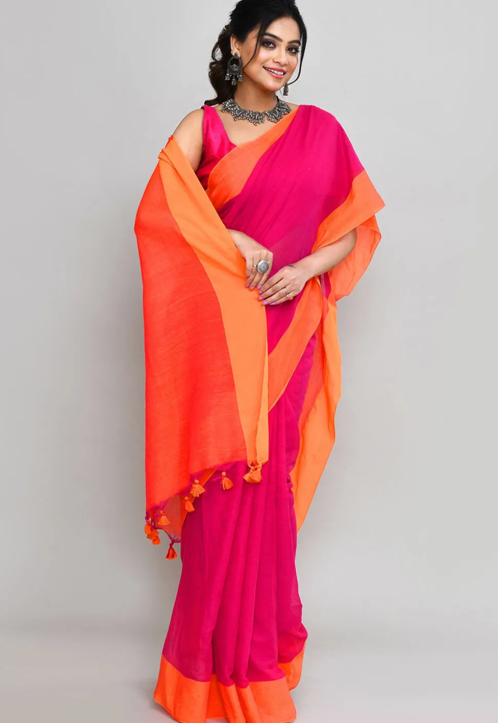 Handloom Cotton Saree in Fuchsia