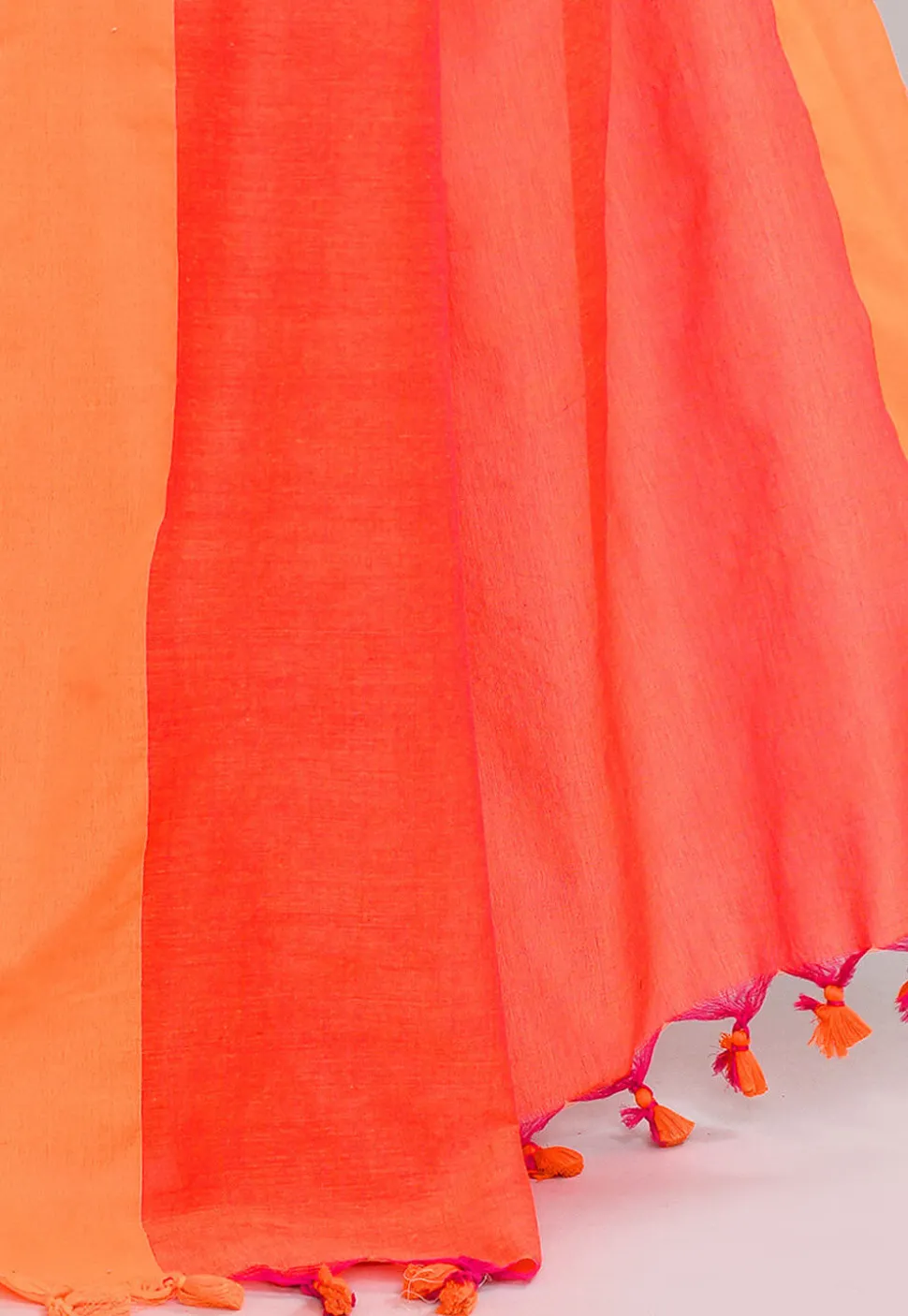 Handloom Cotton Saree in Fuchsia