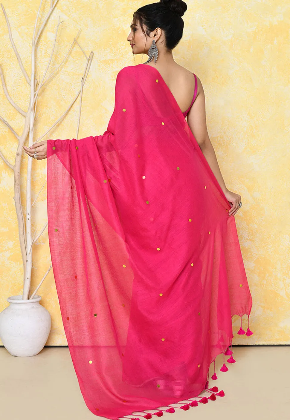 Handloom Cotton Saree in Fuchsia