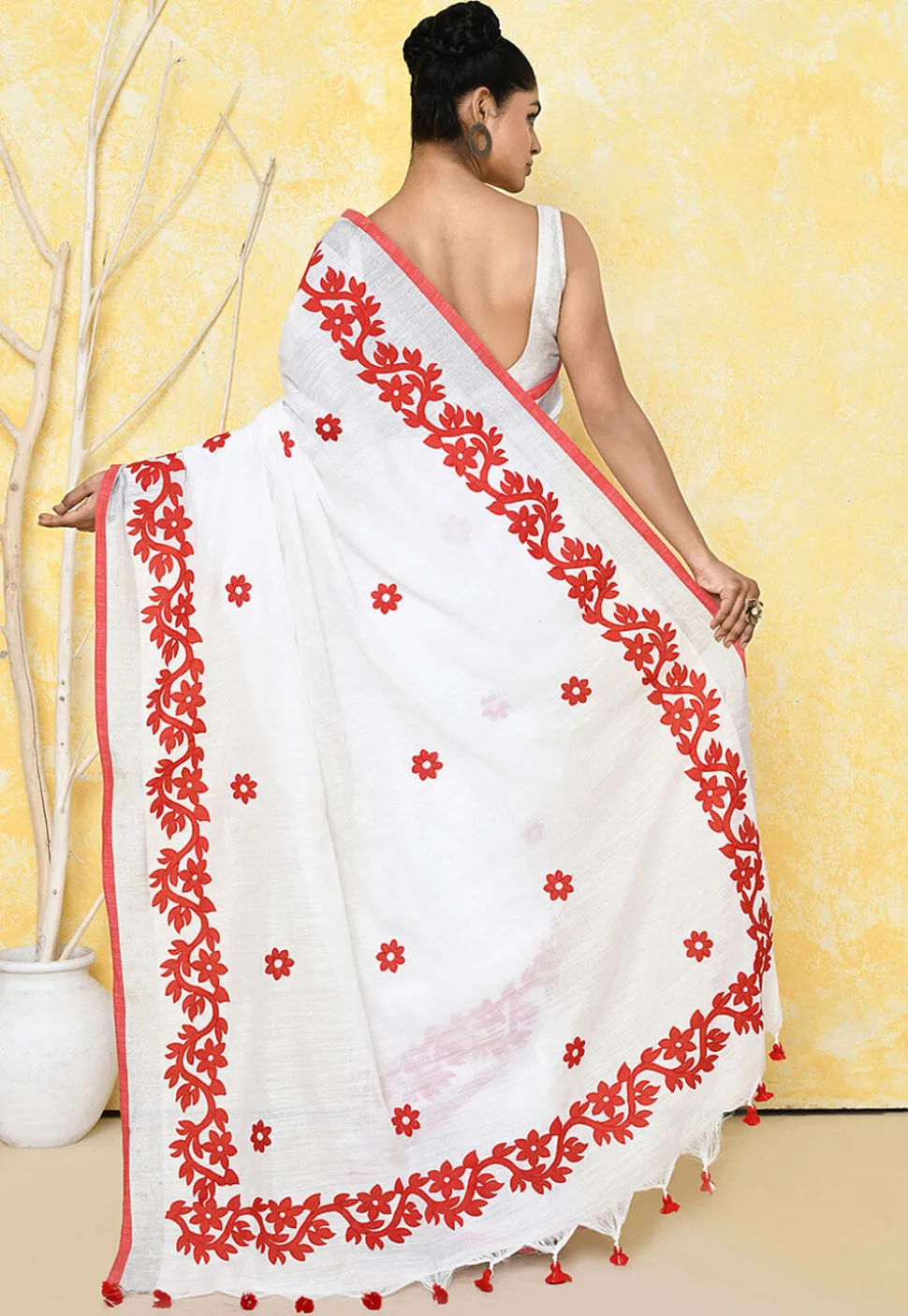 Handloom Cotton Saree in White