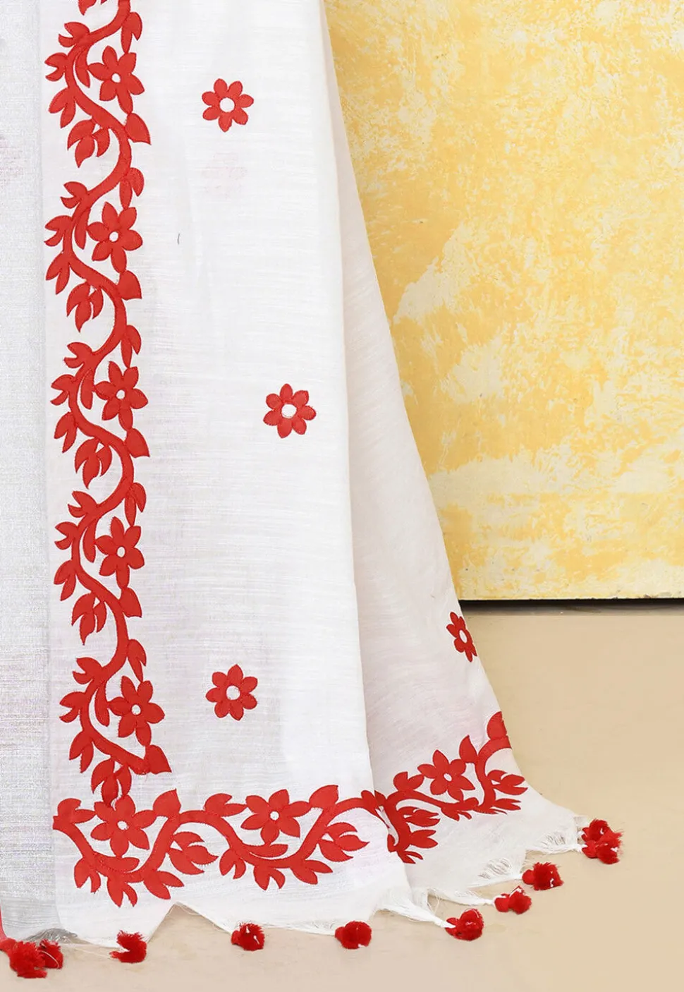 Handloom Cotton Saree in White