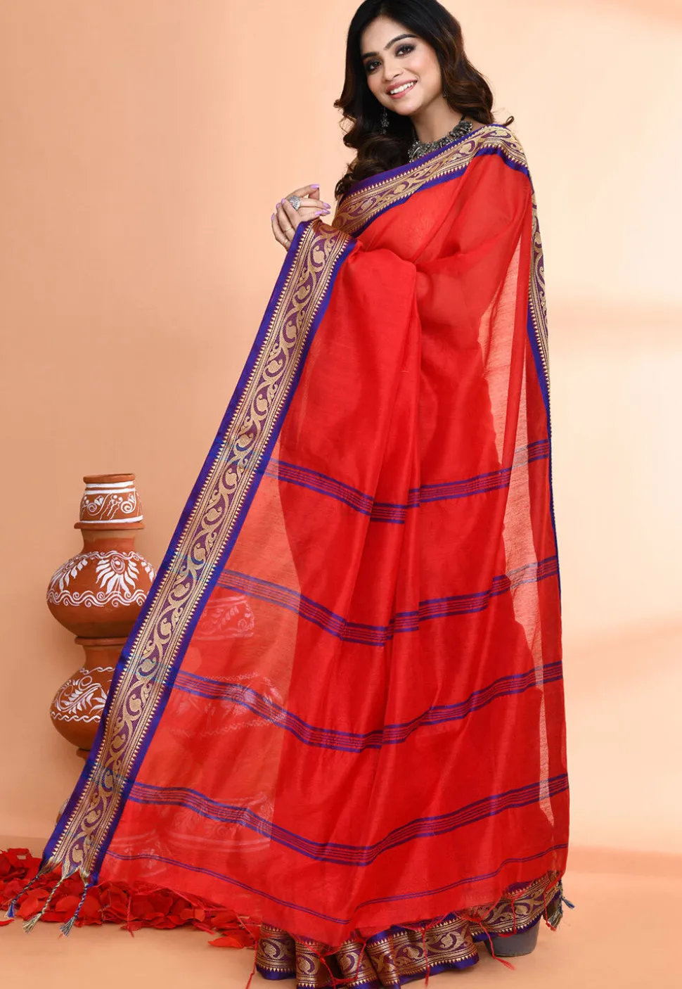 Handloom Cotton Silk Saree in Red