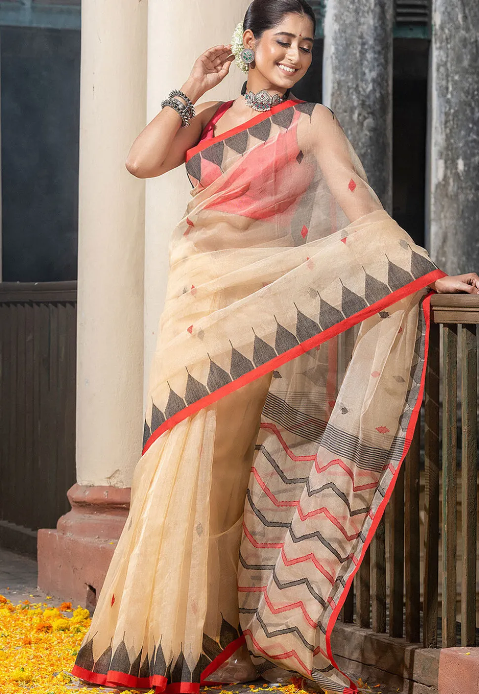 Handloom Jamdani Art Silk Saree in Beige