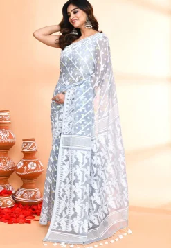 Handloom Jamdani Cotton Silk Saree in Light Grey