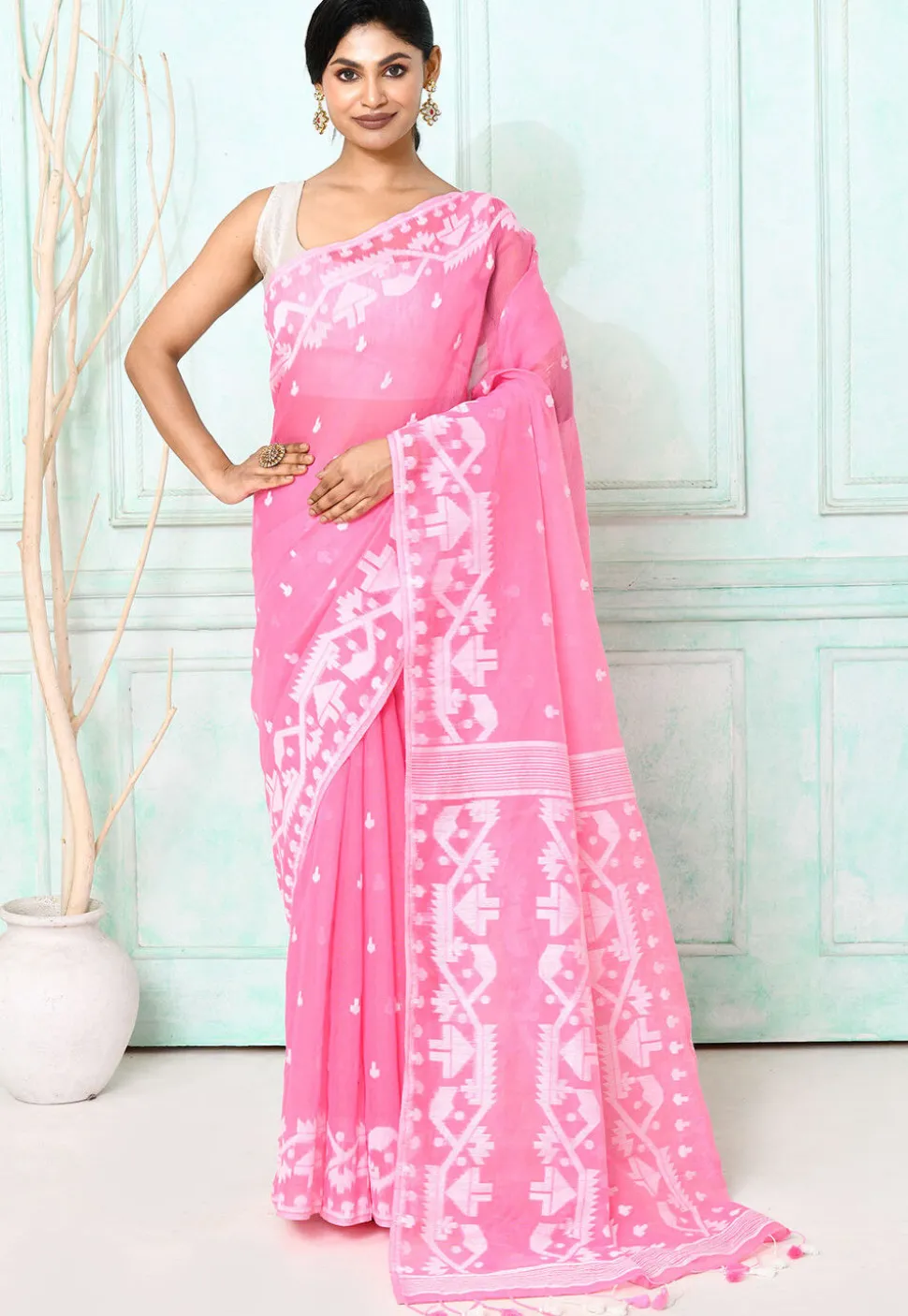 Handloom Jamdani Cotton Silk Saree in Pink