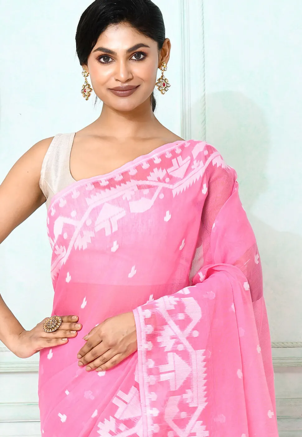 Handloom Jamdani Cotton Silk Saree in Pink