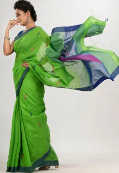 Handloom Jamdani Cotton Saree in Light Green