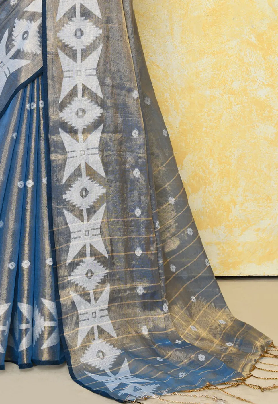Handloom Jamdani Tissue Silk Saree in Blue