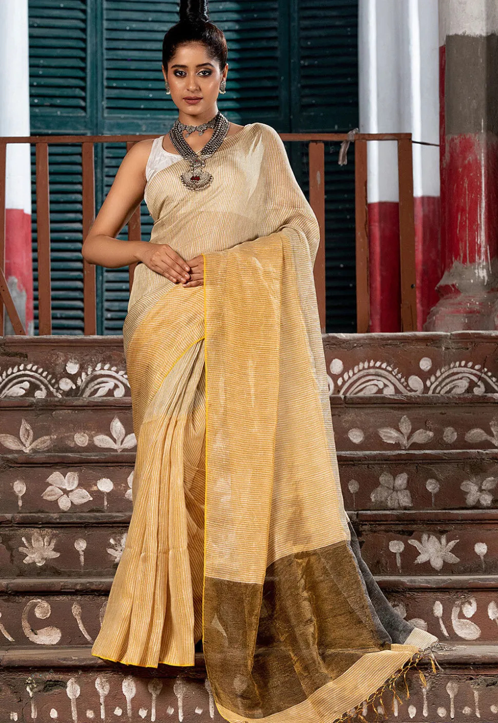 Handloom Linen Saree in Beige