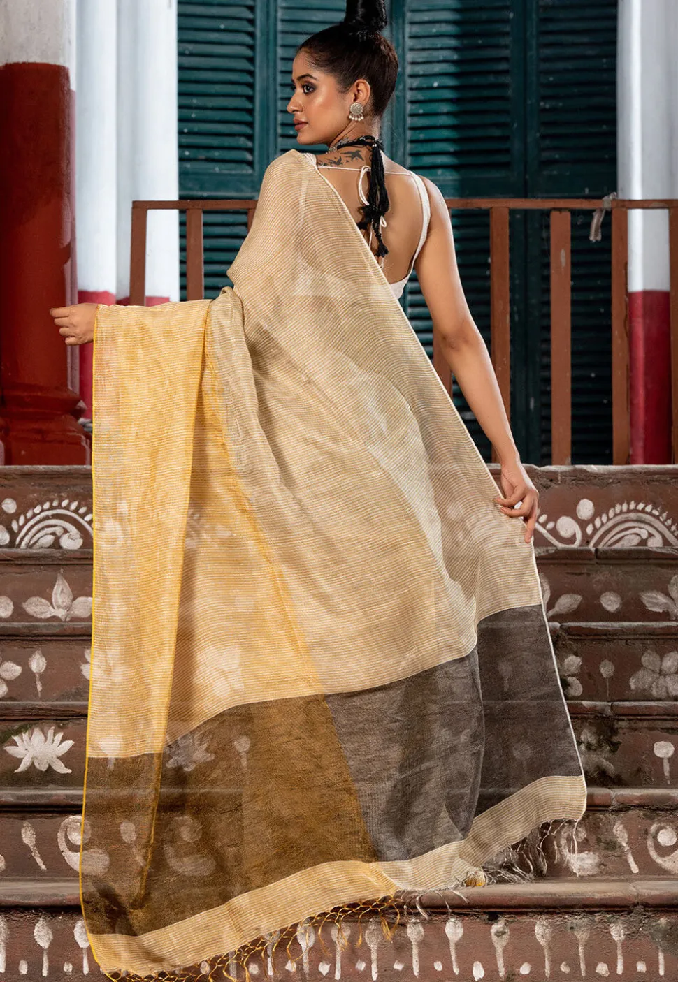 Handloom Linen Saree in Beige